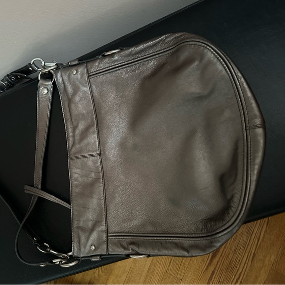 Coach Metallic gold bag - Picture 2 of 5